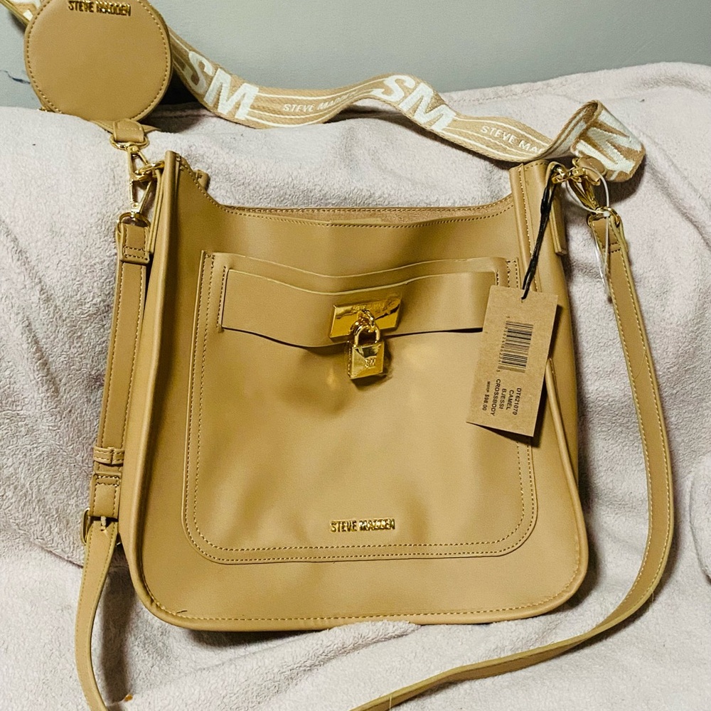 **NWT ATTACHED** BRAND NEW STEVE MADDEN CROSS BODY BAG